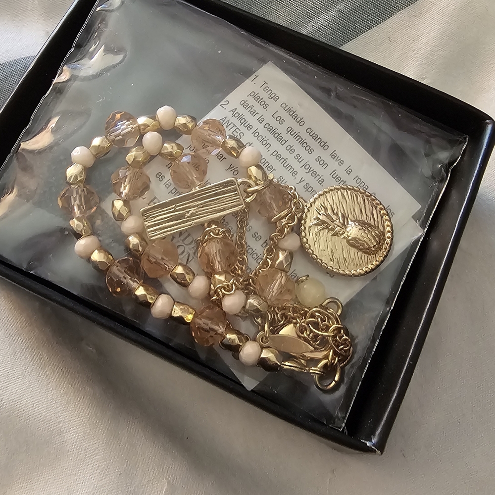 Avon Pineapple Charm Bracelet NWOT